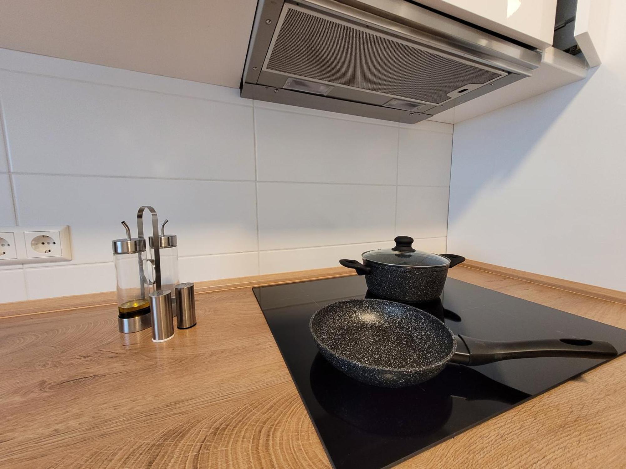 Living Flat, Eine Wohnung Mit Zwei Schlafzimmern Und Balkon Schorndorf  Ngoại thất bức ảnh