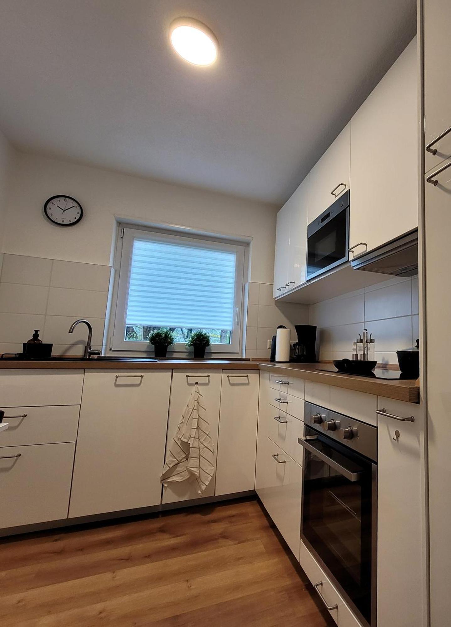 Living Flat, Eine Wohnung Mit Zwei Schlafzimmern Und Balkon Schorndorf  Ngoại thất bức ảnh